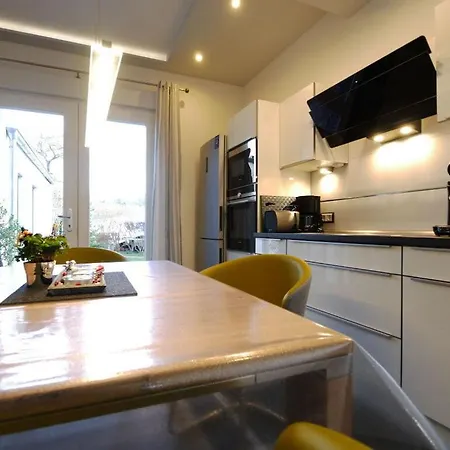 بيت للعطل Fischer 2 Modern Retreat